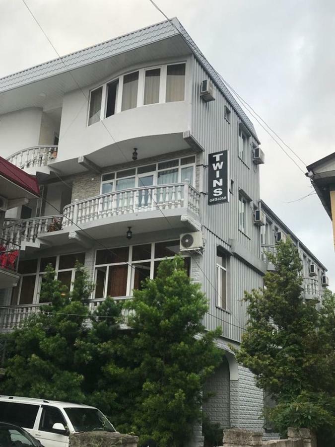 科布列季 Twins酒店 外观 照片